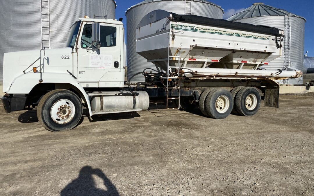 1994 Freightliner Sideshooter Tender