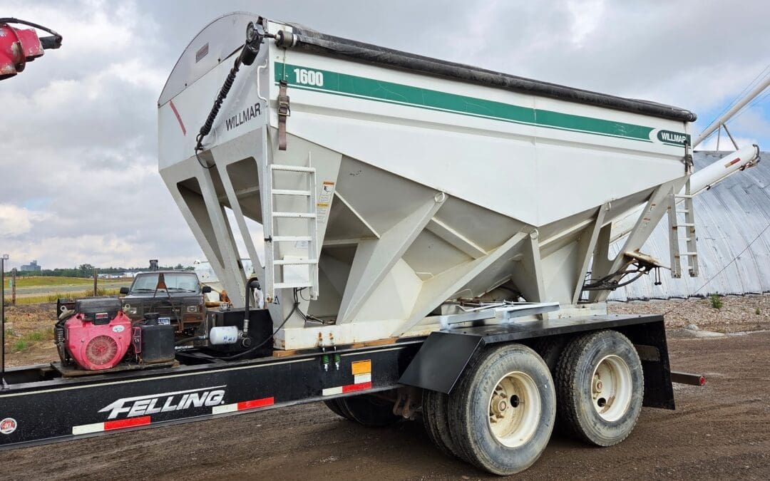 2014 Willmar 16 ton Tender